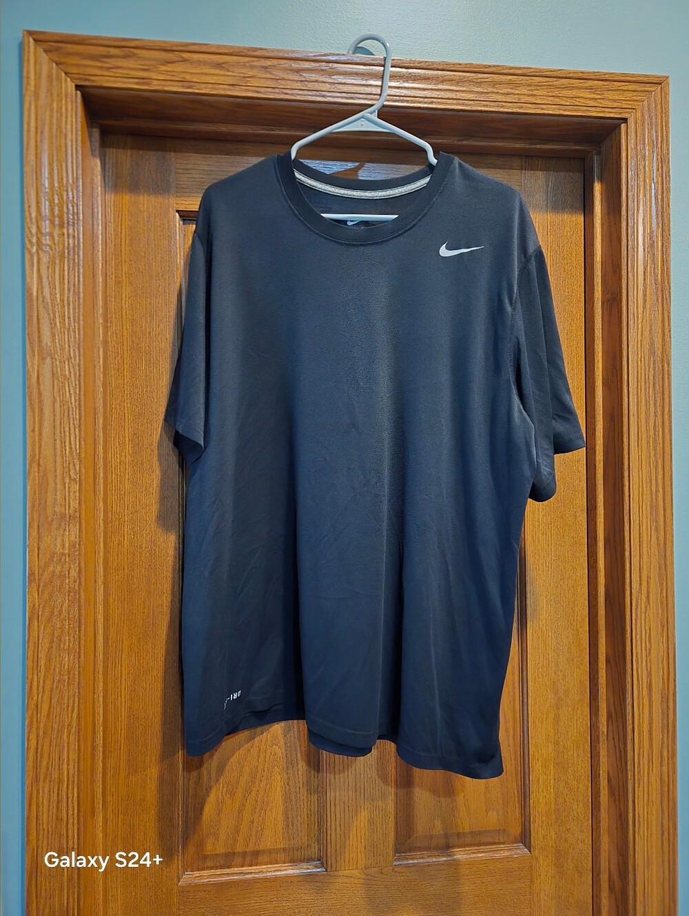 Nike Black Short Sleeve Crew Neck Performance Tee